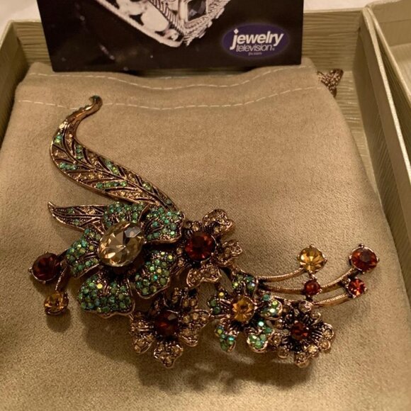 Vintage Off Park Collection Designer Jeweled Brooch Brand New - Picture 1 of 4